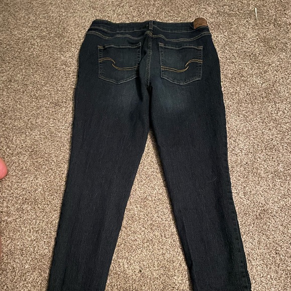 Levi’s Baby Bump Maternity Jeans - Picture 3 of 4